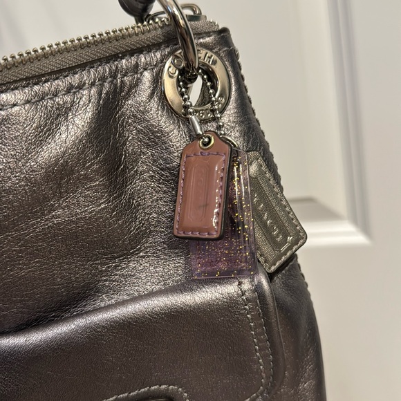 Coach Poppy Metallic Silver Leather Shoulder/Crossbody Bag with Silver Hardware - Picture 3 of 16